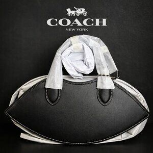 NWT Coach Lip Bag Glovetanned Leather Crossbody Purse Statement Designer